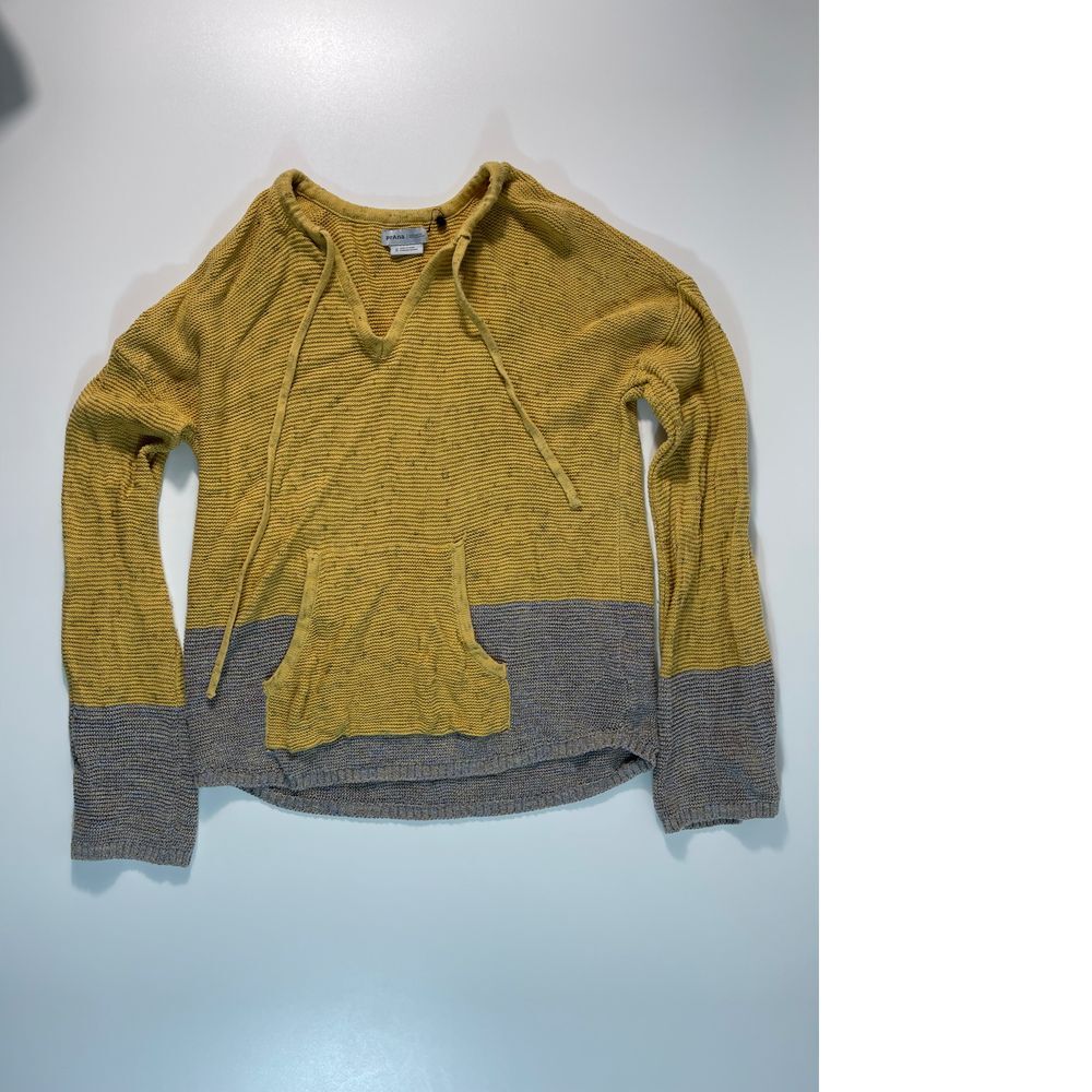 🆕 Prana Two-Tone Hooded Sweater